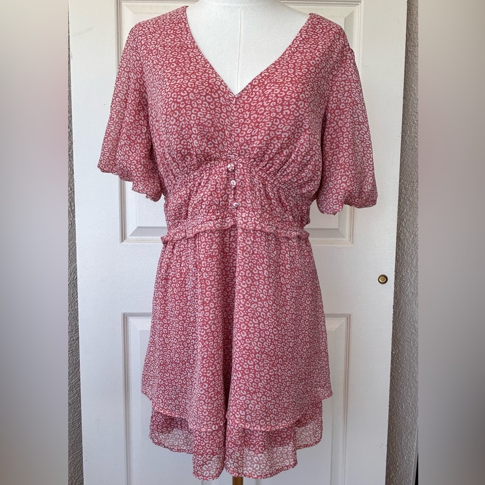 Charlotte Russe Flirty Tiered Balloon Sleeved‎ Dress Size Large